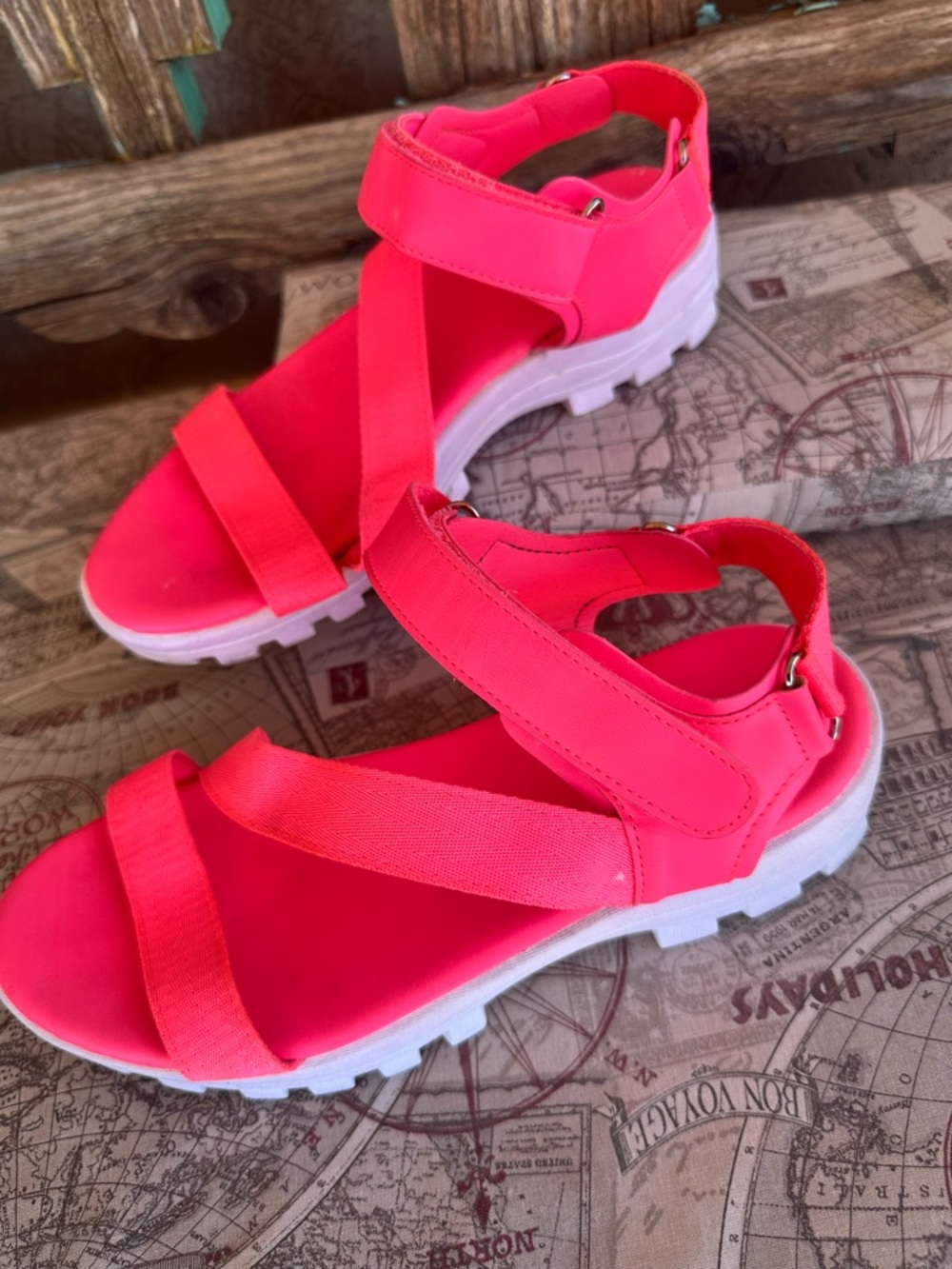 Soda Neon Pink Platform Sandals Size 8 | Chunky Sporty Y2K Barbiecore - Picture 3 of 7